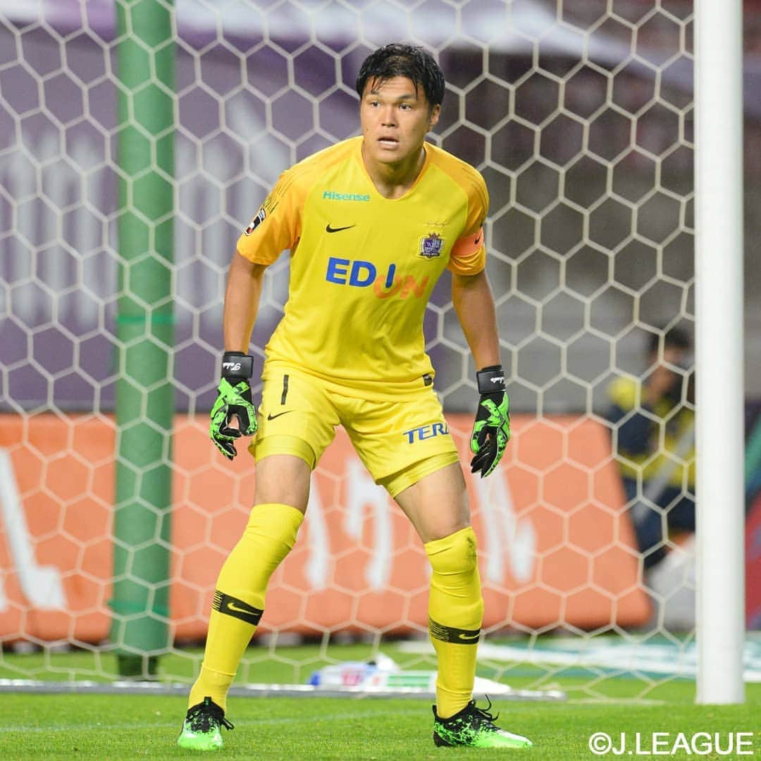 サンフレッチェ広島さんのインスタグラム写真 - (サンフレッチェ広島Instagram)「. ⚽明治安田生命J1リーグ第17節　試合結果⚽ 鹿島アントラーズ　2-2　サンフレッチェ広島 前半：1-1 後半：1-1 【得点者】柏好文（2）  日曜日、遠いアウェイでのナイトゲームにもかかわらず、最後まで熱いご声援をありがとうございました‼️ #柏好文選手 #林卓人選手  #ハイネル選手 #パトリック選手  #sanfrecce #ICHIGAN」6月30日 21時39分 - sanfrecce.official