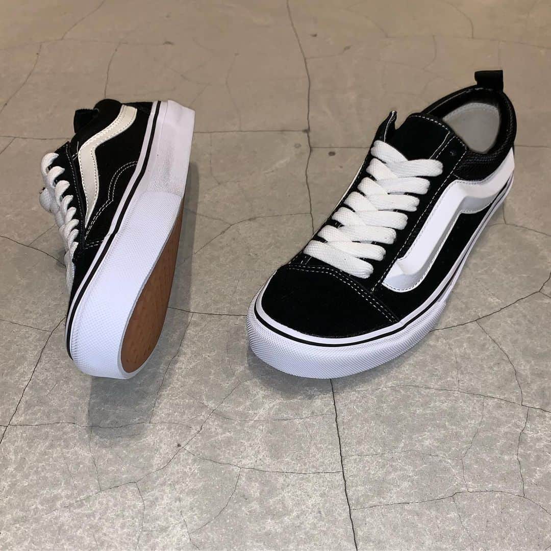 のインスタグラム：「. NEW ARRIVAL . 【VANZ × SSZ.】 . 商品のお問い合わせはお電話にてお願い致します。 ☎️078-335-2720 #beams#bprbeams#beamsplus#beamsboy#raybeams#beamst#mensfashion#menswear#mensstyle#instastyle#instafashion#instagood#outfit#outfitoftheday#fashion#ootd#beamskobe#vans#SSZ」