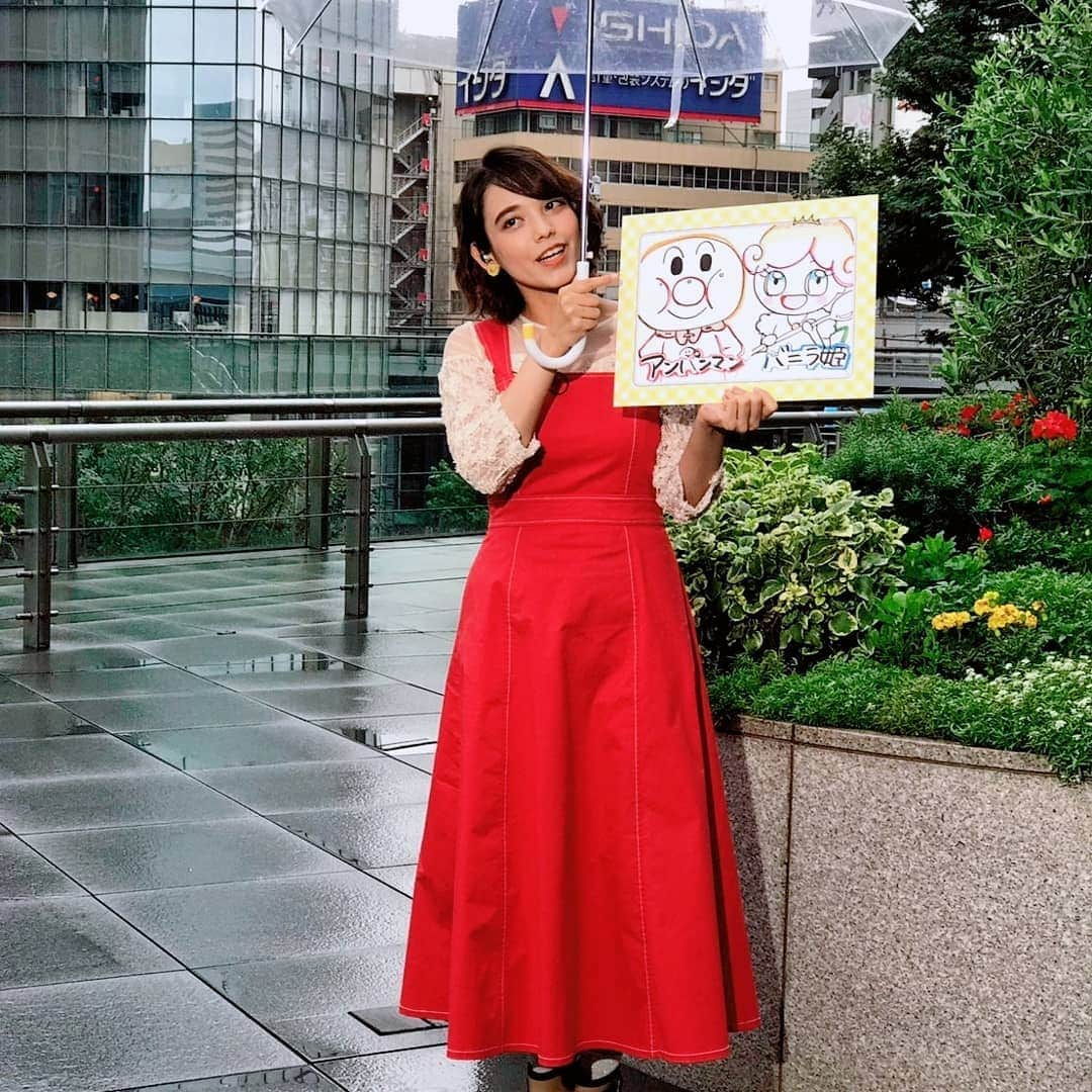 安田サラさんのインスタグラム写真 - (安田サラInstagram)「ㅤㅤㅤㅤㅤㅤㅤㅤㅤㅤㅤㅤㅤ ㅤㅤㅤㅤㅤㅤㅤㅤㅤㅤㅤㅤㅤ 今日の衣装🥰 アンパンマンカラーだと思ったんだけどハイジ感…🤭 透け感ある服好き💓💓 ㅤㅤㅤㅤㅤㅤㅤㅤㅤㅤㅤㅤㅤ ブランドはインナーのトップスもワンピースも #シェリーモナ #cheriemona @cheriemona_official  ㅤㅤㅤㅤㅤㅤㅤㅤㅤㅤㅤㅤㅤ ㅤㅤㅤㅤㅤㅤㅤㅤㅤㅤㅤㅤㅤ #安田サラ #SaraYasuda  #シューイチ #お天気キャスター #お天気コーナー #オフショット #アンパンマン #バニラ姫 #今日のコーデ #衣装 #コーディネート #レディースファッション  #ショートヘア #ヘアアレンジ #ショートヘアーアレンジ #ワンピース #長靴  #fashion #ootd #ladiesfashions #code #coordinate #style」6月30日 21時55分 - yasuda_sara