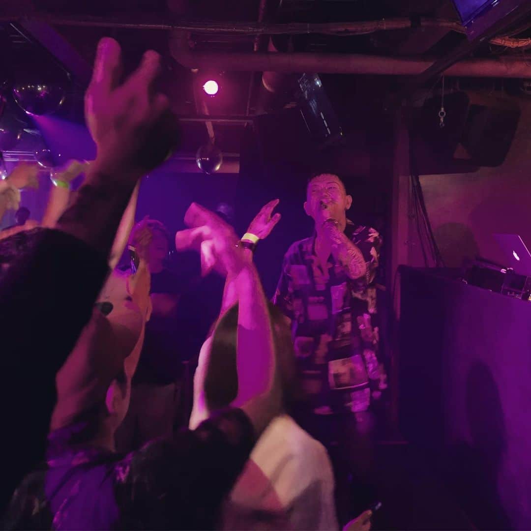 のインスタグラム：「‪LIVE DREAMER LIVE at R Lounge‬」
