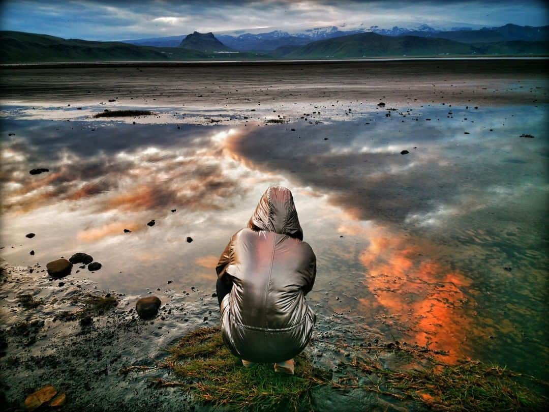 National Geographic Travelさんのインスタグラム写真 - (National Geographic TravelInstagram)「Photo by @KenGeiger | If you visit Iceland this time of year, prepare to have your senses scrambled and to lose some sleep. The sun only dips below the horizon for a couple hours, and even after sunset it doesn't get dark. But this means that visually stunning landscapes meld with sunsets that seem to linger for hours. To explore more images of the world follow, @KenGeiger. #iceland」6月30日 22時00分 - natgeotravel