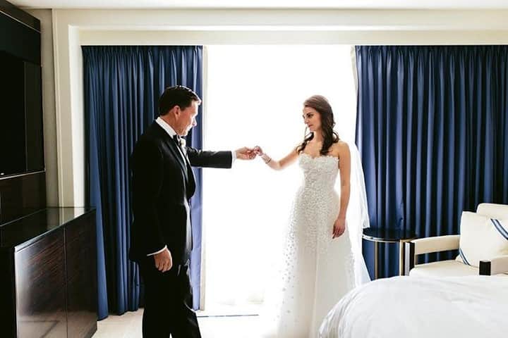 The Peninsula Hotelsさんのインスタグラム写真 - (The Peninsula HotelsInstagram)「A father-daughter moment to remember, spotted at @thepeninsulachi. We love to help you celebrate your most momentous occasions! #penmoments 📸: @nicodemcreative. . . . . . #peninsulahotels #luxuryhotels #luxuryhotelexperience #luxurytravel #travel #beautifuldestinations #welltraveled #traveldiaries #jetset #jetsetter #hotel #hotellife」6月30日 22時01分 - peninsulahotels
