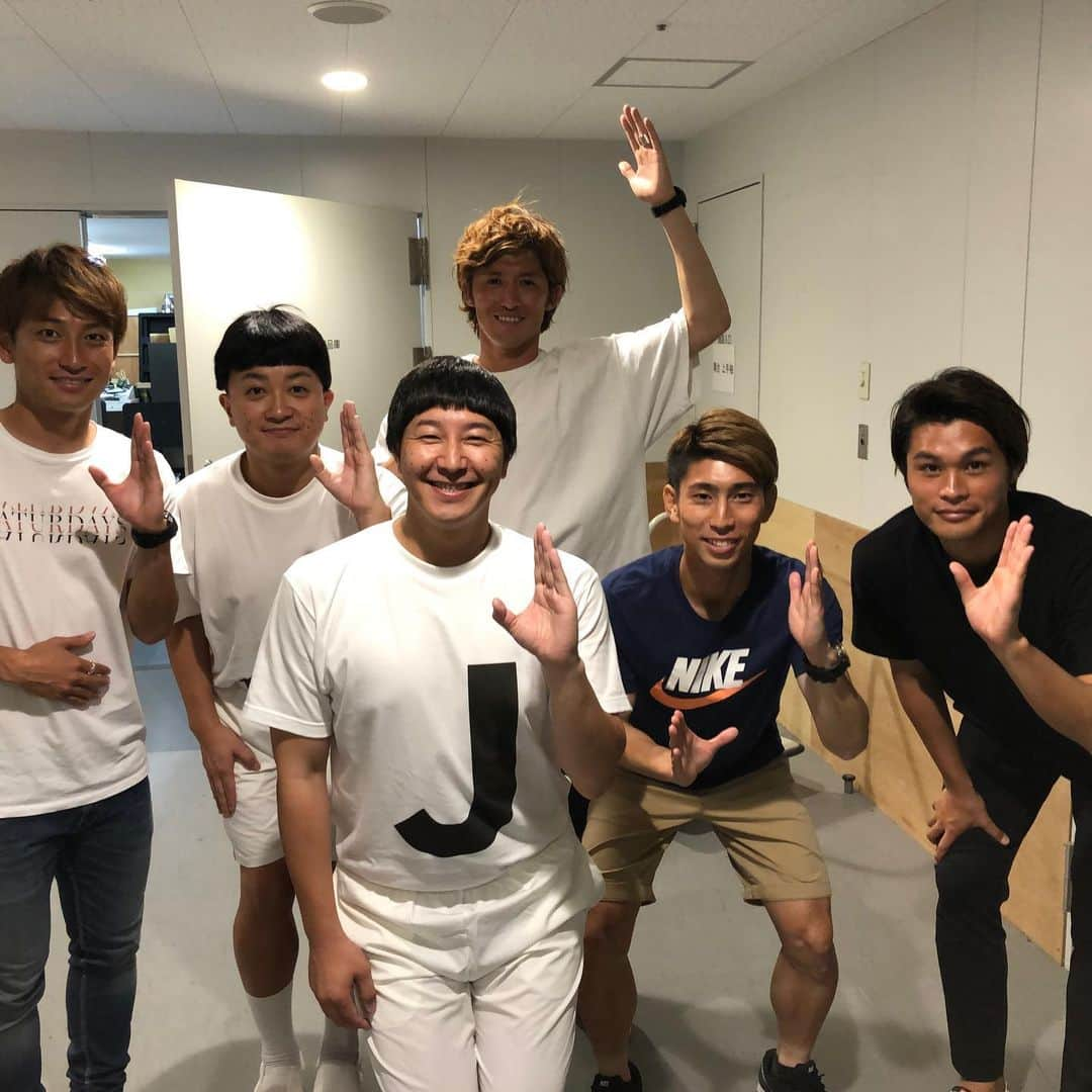 増嶋竜也さんのインスタグラム写真 - (増嶋竜也Instagram)「幕張イオンモールでトークイベントでした  #市船大先輩に少し緊張 #芸人さんはやっぱりすごいね #笑わせていただきました #寡黙な茶島が楽しそうでした #さすがです #ペナルティ #チョコレートプラネット #みなさんありがとうござました」6月30日 22時28分 - masushima_tatsuya