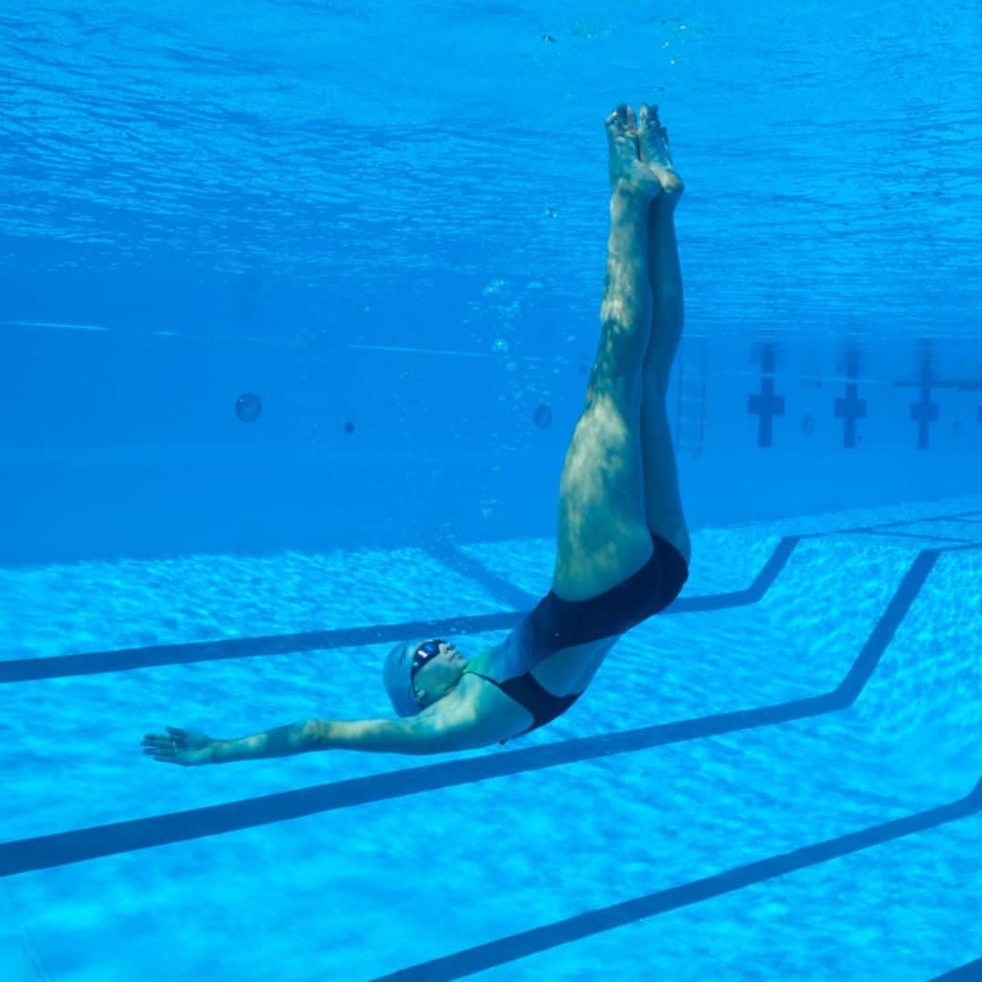 スピードさんのインスタグラム写真 - (スピードInstagram)「Sorry gravity, your rules don’t apply down here #Speedo #Swimming #LoveToSwim」6月30日 22時50分 - speedo