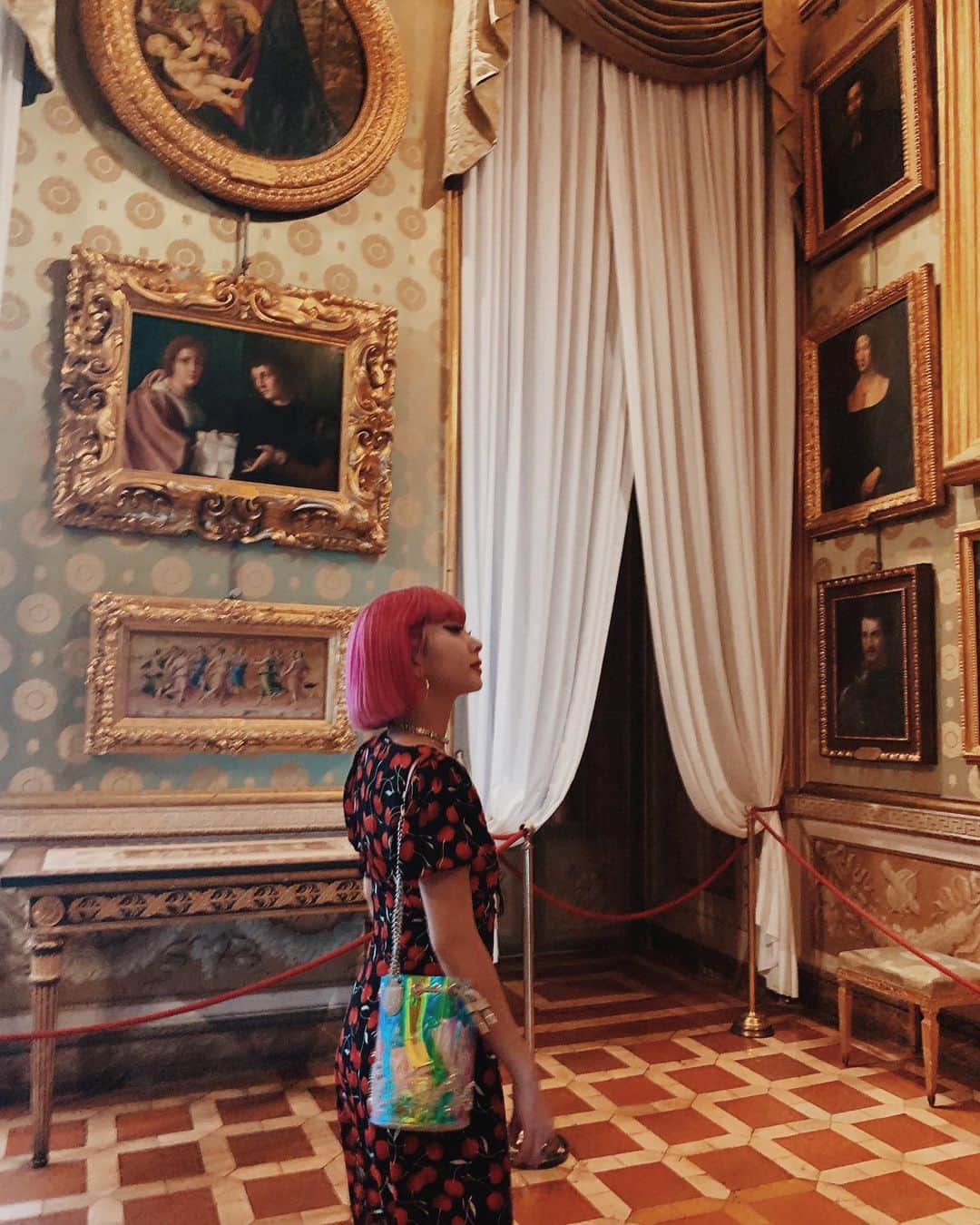 AMIさんのインスタグラム写真 - (AMIInstagram)「Palazzo Pitti🇮🇹 #florence  #itary」6月30日 22時55分 - amixxamiaya