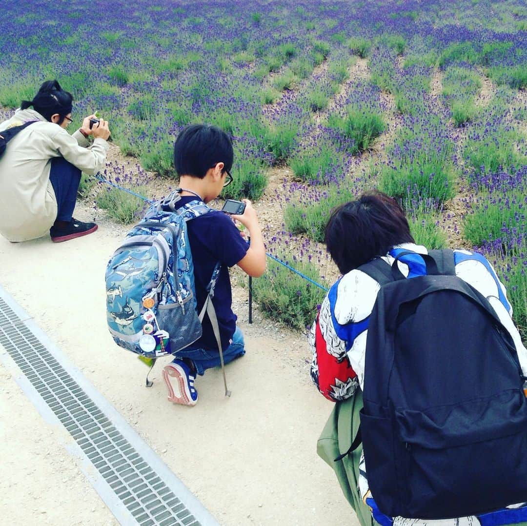 三角みづ紀さんのインスタグラム写真 - (三角みづ紀Instagram)「甥はかわいいし姉は楽しいし今日は原稿送って搬出したし、こうふくな6月。明日は原稿ひとつ書いて、出張の支度をします。」6月30日 22時59分 - misumimizuki