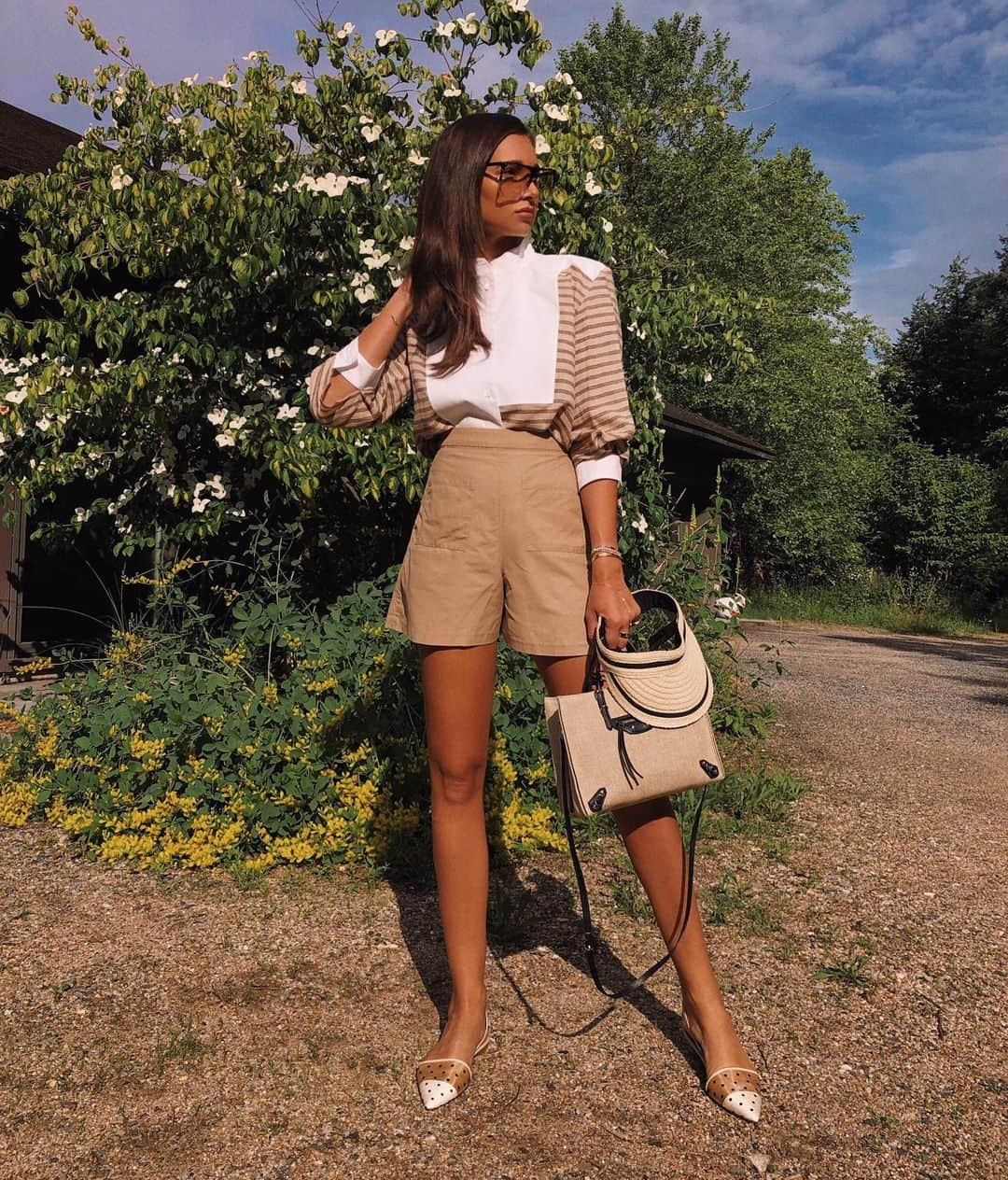 We Wore Whatさんのインスタグラム写真 - (We Wore WhatInstagram)「I asked my mom today if I can just ditch all responsibilities and stay at camp for the next 8 weeks. If only..🏕 [wearing @loewe via @netaporter] (also my mom took this pic)」6月30日 22時59分 - weworewhat