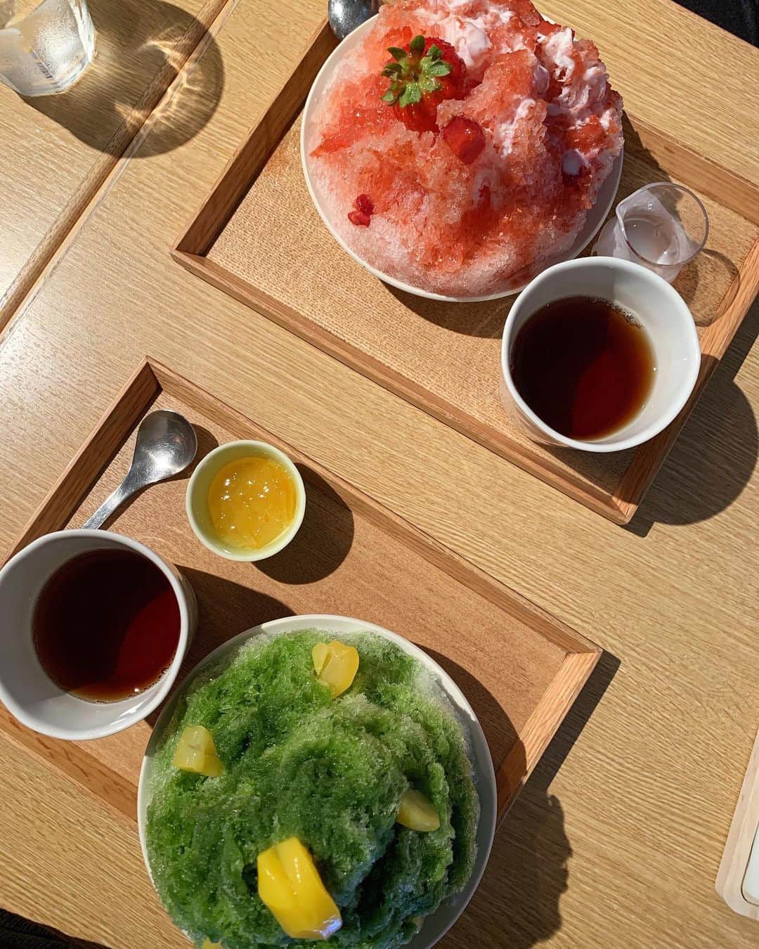 佐藤優津季のインスタグラム：「ナツだ！🏄‍♂️ 🏄‍♀️」
