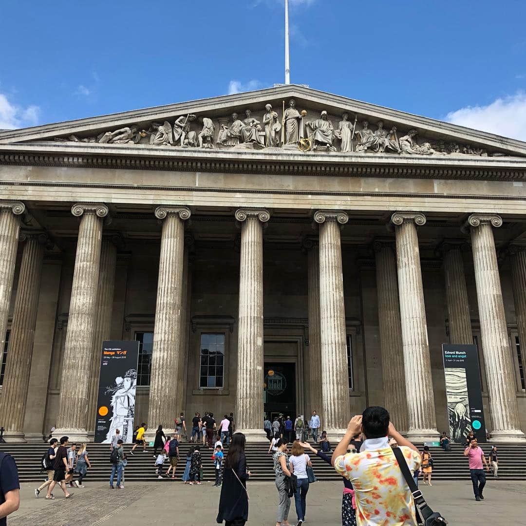 まさちゅうさんのインスタグラム写真 - (まさちゅうInstagram)「ロンドンの大英博物館に行って疲れたからスタバで休憩😌 #London」6月30日 23時19分 - masachu39