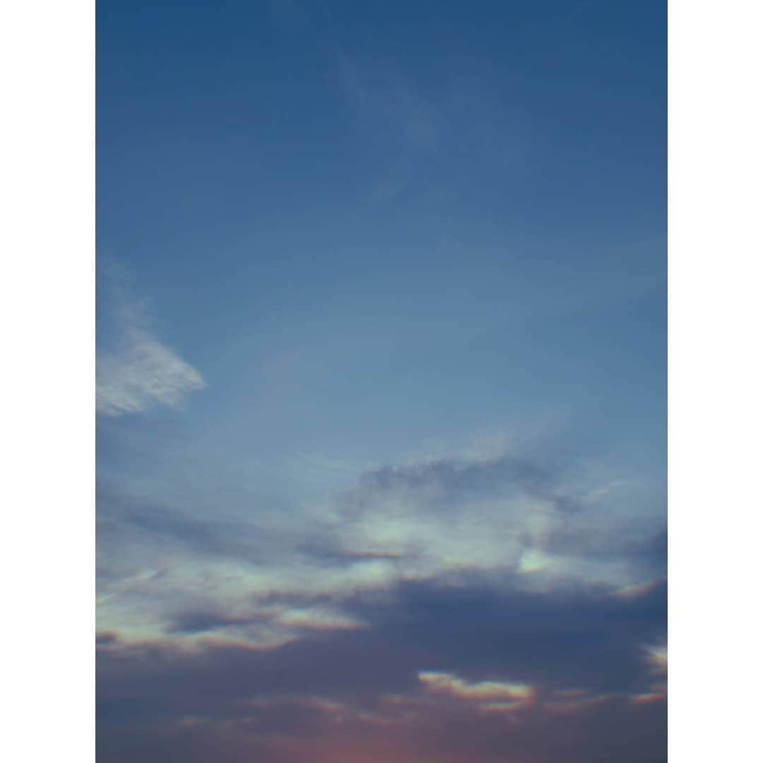 LUNAさんのインスタグラム写真 - (LUNAInstagram)「☀️☁️☀️☁️☀️☁️☀️. . . #sky #skyphotography #vsco #gudak #galaxys9plus #instagood #instacamera #camera #goodbyejune  #japan #followme #likeme #sunset #sea . . . #みんな空の下 . . .」6月30日 23時42分 - luna_0229