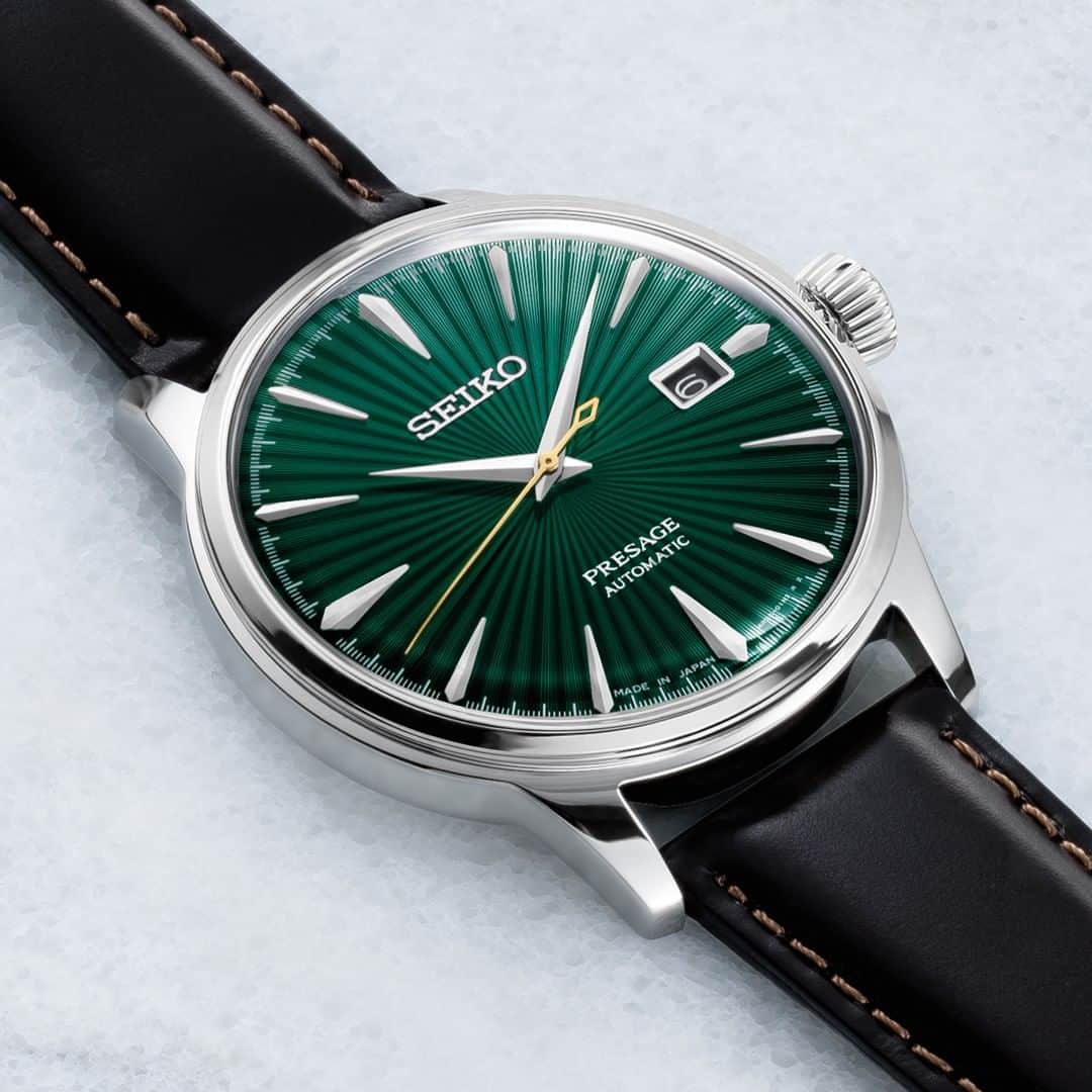 Seiko Watchesさんのインスタグラム写真 - (Seiko WatchesInstagram)「Inspired by the Mockingbird Cocktail colors, the Presage #SRPD37 Automatic is embellished with a vibrant green sunray dial, a gold second hand, and a date calendar — pure Japanese craftsmanship.」7月1日 0時01分 - seikowatchusa