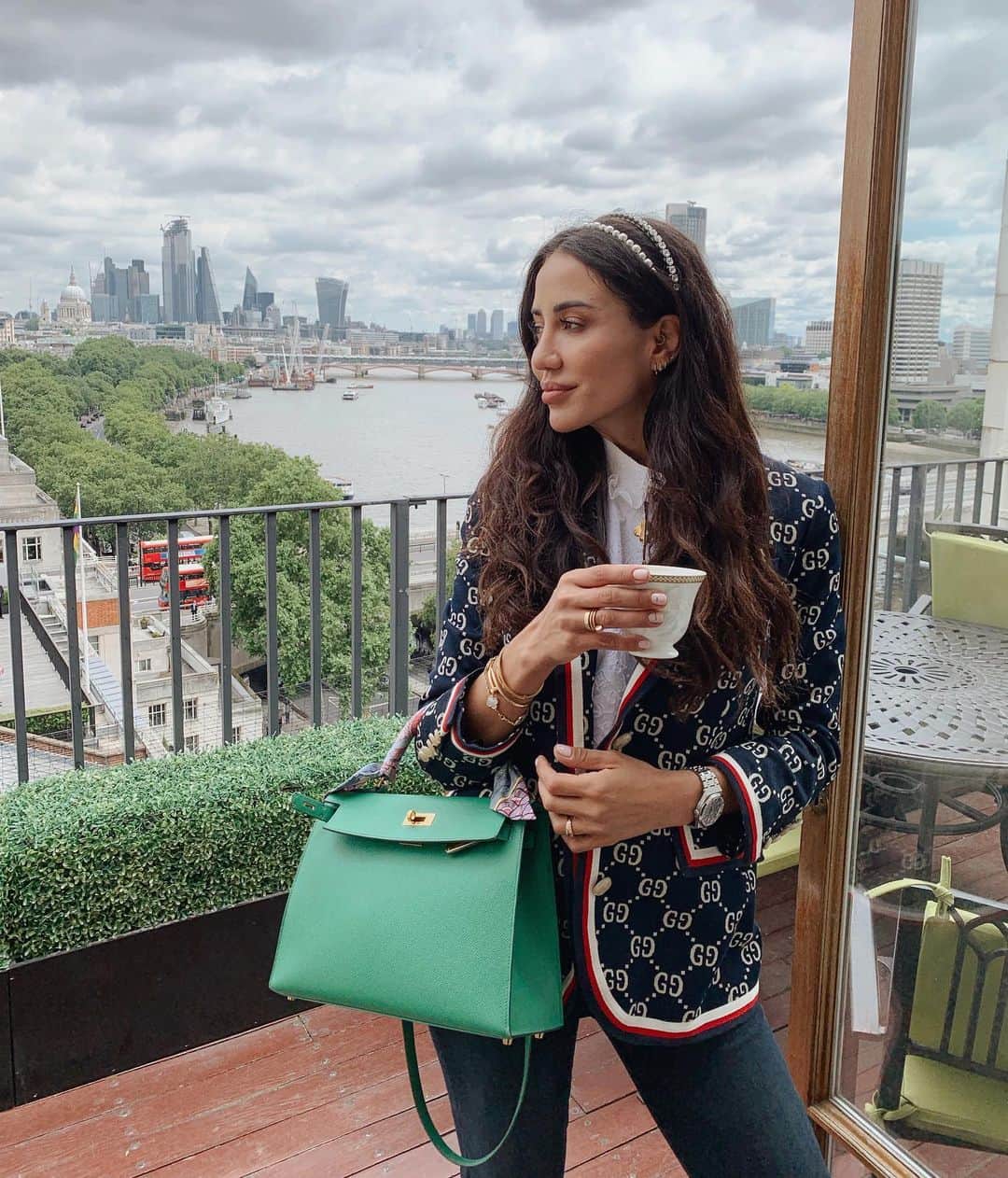 Tamara Kalinicさんのインスタグラム写真 - (Tamara KalinicInstagram)「Best view in town, from my stunning place at @thesavoylondon ! Always happy to be back even if its for a day before Haute Couture」7月1日 0時09分 - tamara