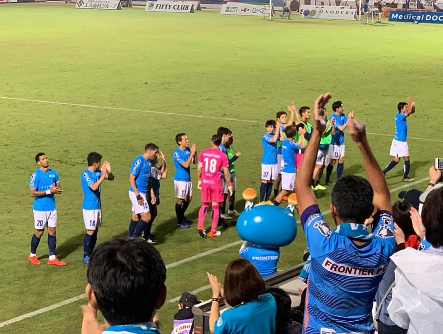 福田樹さんのインスタグラム写真 - (福田樹Instagram)「＊観戦記録＊ 2019.06.29 横浜FC × ファジアーノ岡山 ・ 5-1で見事勝利！！✨ 点が入り始めてからとにかく楽しかった🤣💕5点ゲームをこの目で見れたのは初めてだったから嬉しかったな〜☺️ ただ、5点叫んだ分しっかり声枯れました。笑 今後の試合もこのままの勢いで🙏✨ ・ ※9枚目は詐欺写真ですので実物とは異なります。 ・ #横浜FC #yokohamafc #圧勝  #hamablue #三ツ沢を青にそめよう #サッカー #サッカー女子 #ハマる横浜FC #mc #tvpersonality #soccer #football #enjoy #sports #saturdaynight #ファジアーノ岡山」7月1日 0時56分 - itsukifukuda