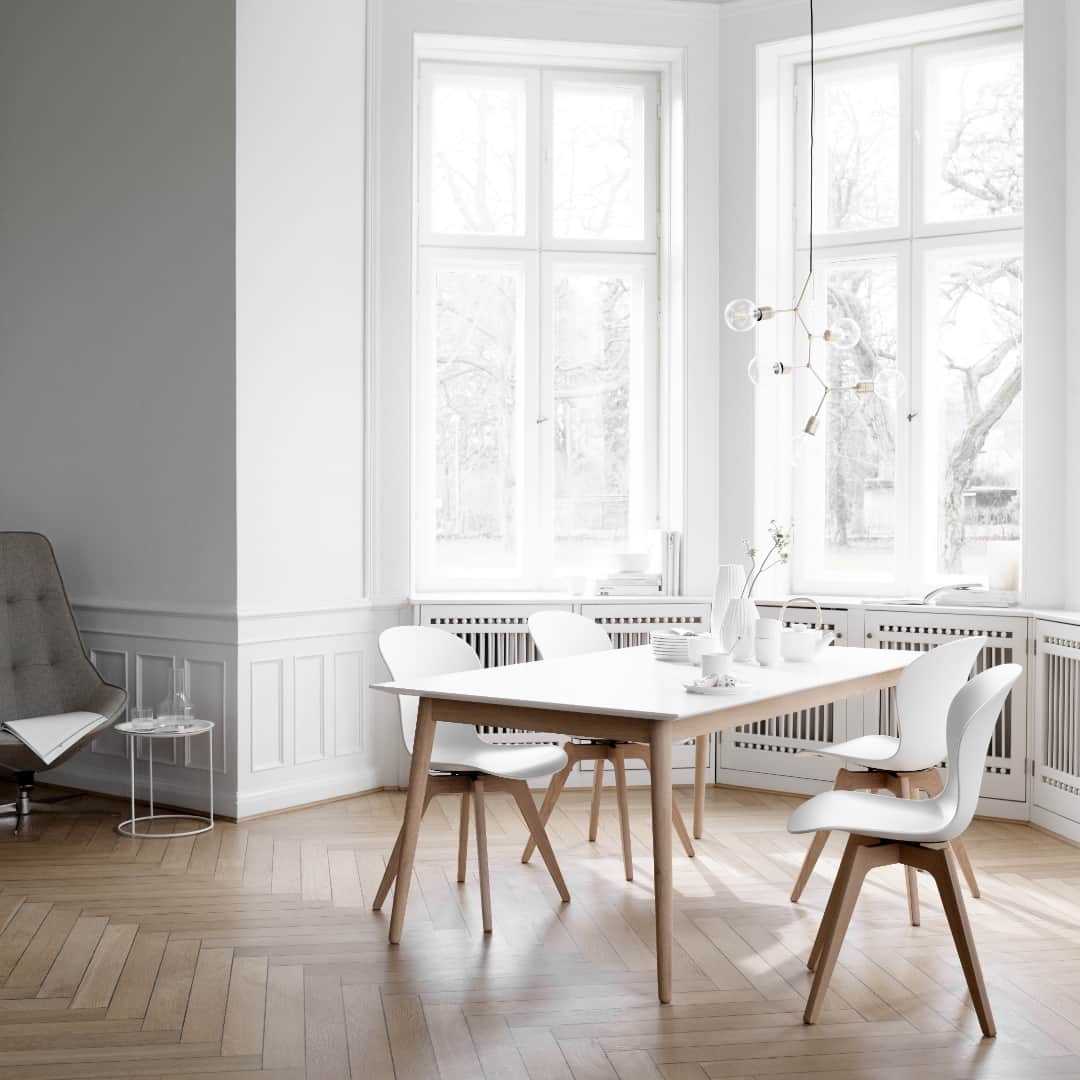 BoConceptさんのインスタグラム写真 - (BoConceptInstagram)「Undeniably beautiful with its clean lines and streamlined appearance. White & Light.  #milanotable #diningtable #diningroom #danishdesign #boconcept #whiteandlight #calmness」7月1日 1時24分 - boconcept_official