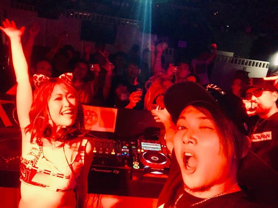 DJ YURINAのグルメインスタ