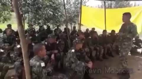 ホセ・レイエスのインスタグラム：「Por poco y se le cae la Granada 😫」