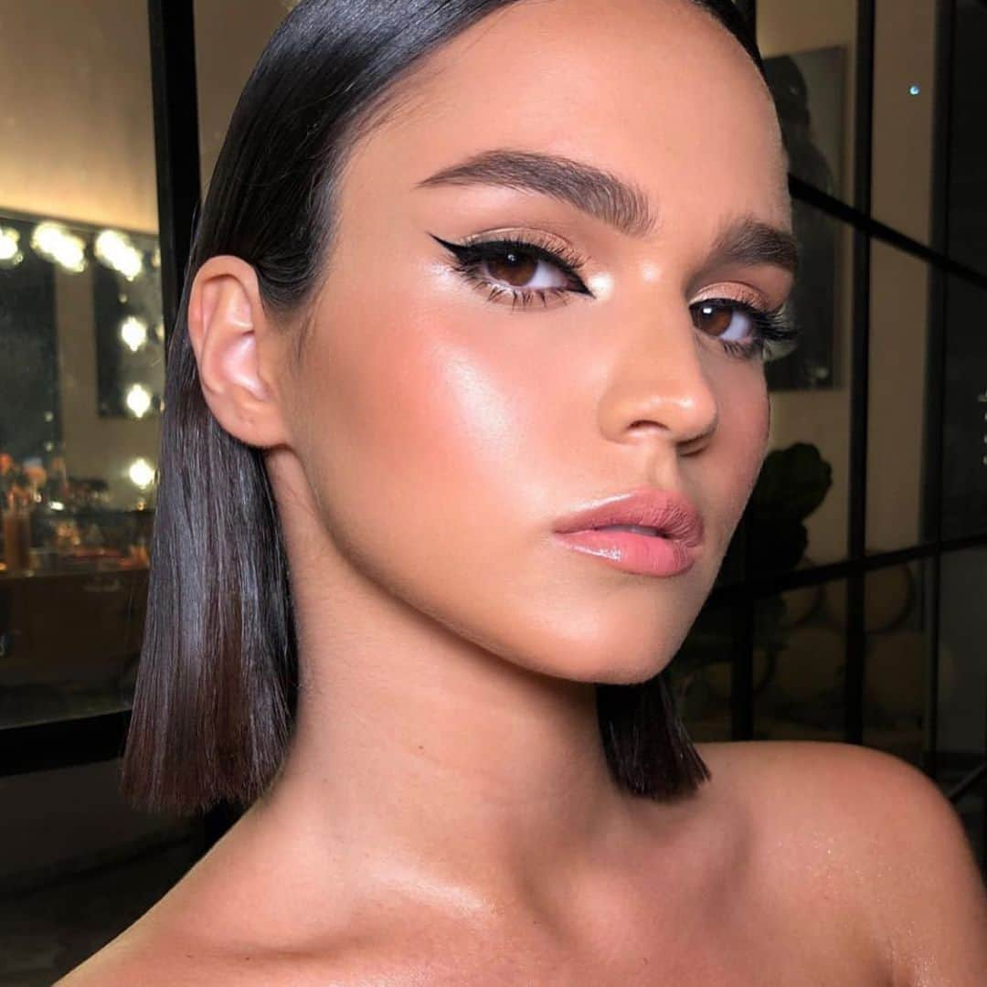 Anastasia Beverly Hillsさんのインスタグラム写真 - (Anastasia Beverly HillsInstagram)「Beautiful makeup by @maorhillel  Using #Dipbrow Pomade on brows」7月1日 11時38分 - anastasiabeverlyhills