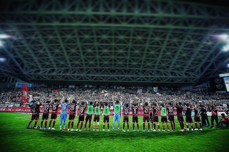 大崎玲央のインスタグラム：「ありがとうございました。 グレート！ Great win! #visselkobe #wearekobe #ヴィッセル神戸 #jleague #jリーグ」