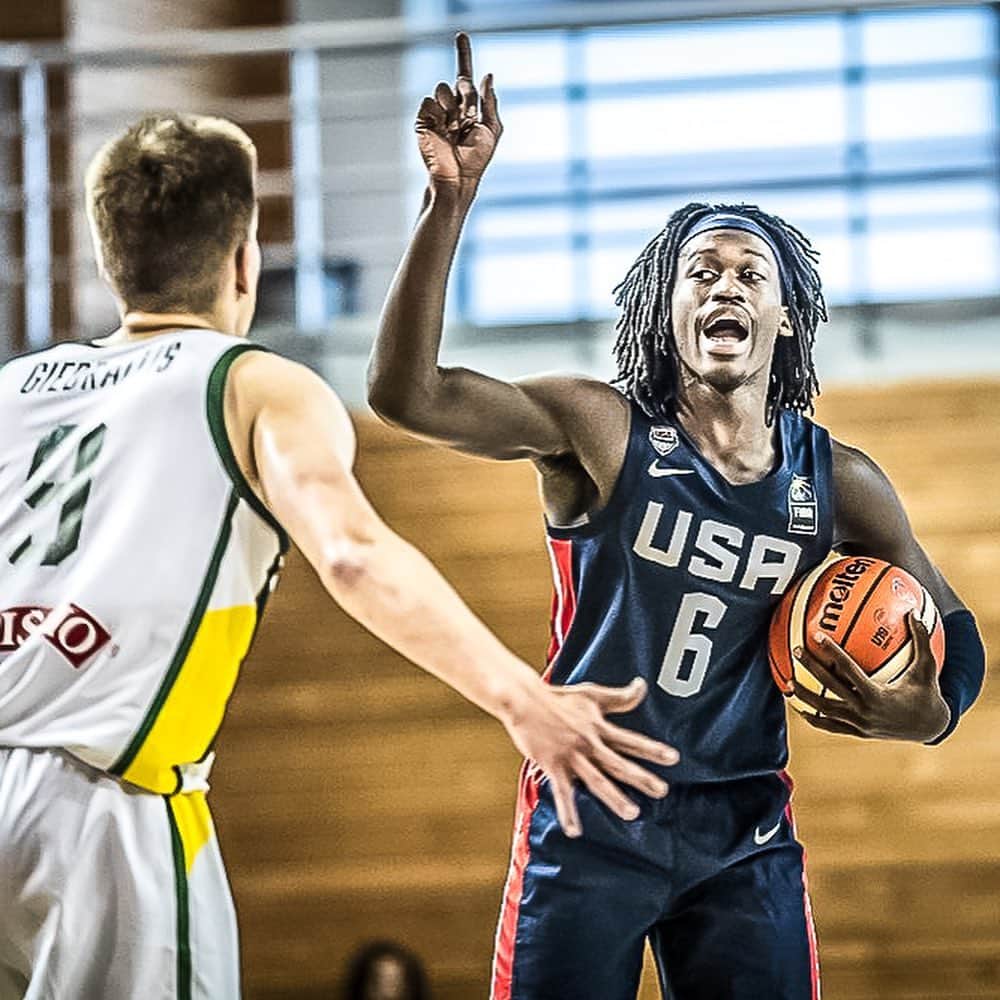 USA Basketballさんのインスタグラム写真 - (USA BasketballInstagram)「102-84, the USA Men’s U19 World Cup Team secures another win in Crete, this time over Lithuania.」7月1日 5時16分 - usabasketball