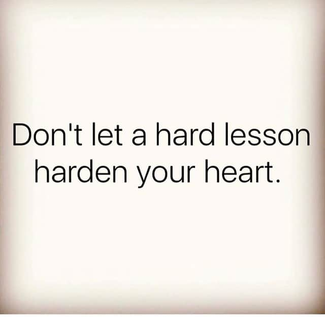 コンスタンス・マリーさんのインスタグラム写真 - (コンスタンス・マリーInstagram)「This 💕✨ Learn, & Move on, & Love again💕✨ #Sunday」7月1日 5時20分 - goconstance