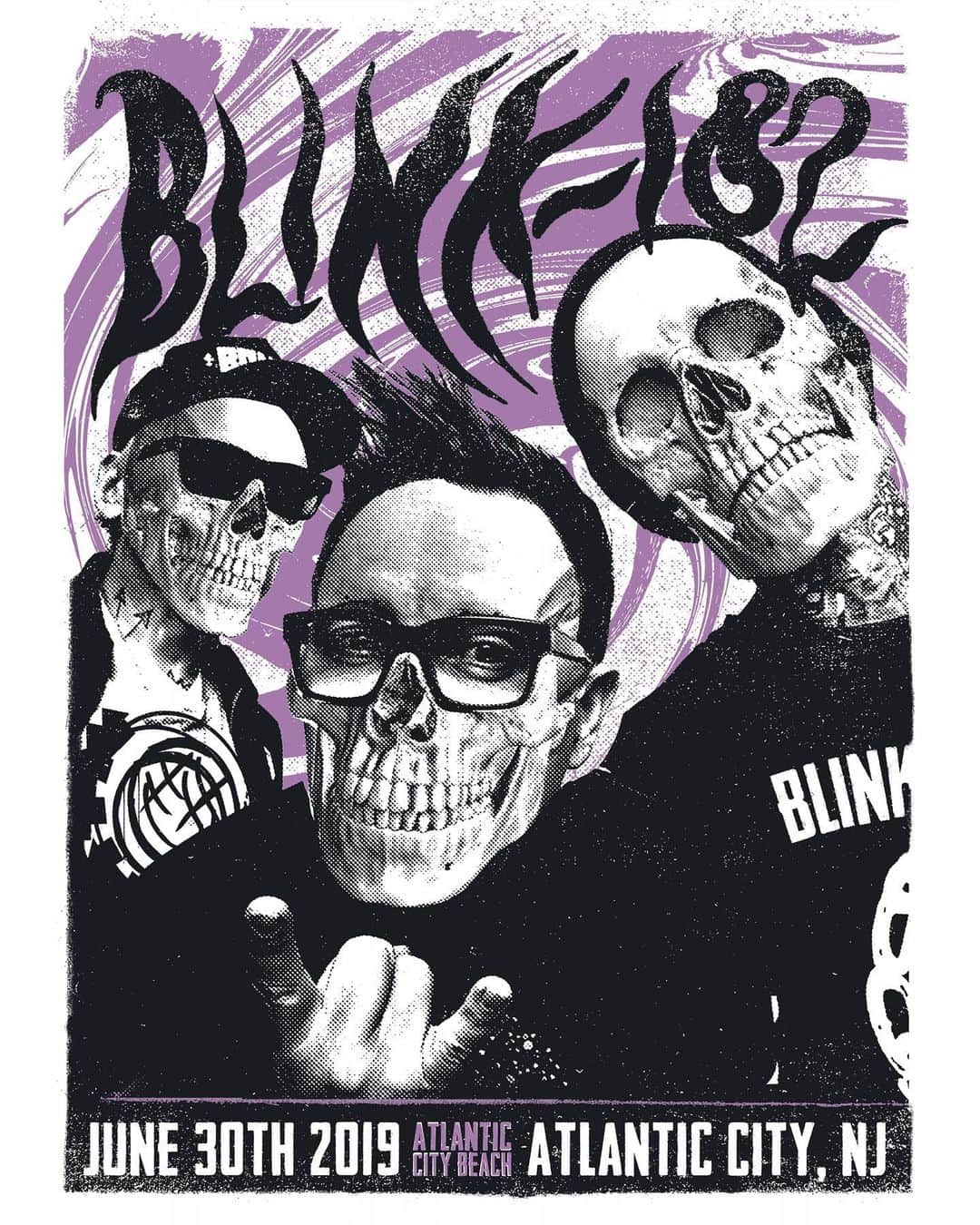 blink-182さんのインスタグラム写真 - (blink-182Instagram)「@vanswarpedtour Atlantic city tonight! 🤘 Exclusive poster by @twentydeck at the blink booth.」7月1日 5時43分 - blink182