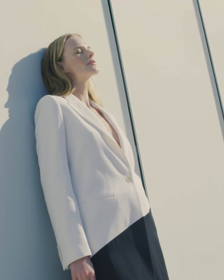 Saks Fifth Avenueのインスタグラム：「#SaksIRL: @annev wears a @givenchyofficial colorblock masterpiece to take in the art.  Pictured: @annev Look: @givenchyofficial Photographer: @christopherfergueson Makeup: @makeupmark Hair: @CharlesMcHair」