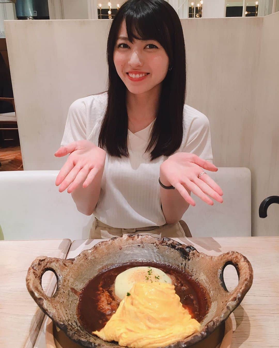 矢島舞美さんのインスタグラム写真 - (矢島舞美Instagram)「. この前親友と食べた#オムライス♡ #チーズハンバーグ ものってて凄いボリューム(*^o^*)たくさんお話もして、楽しかったよ♪」7月1日 7時20分 - maimiyajima_official_uf