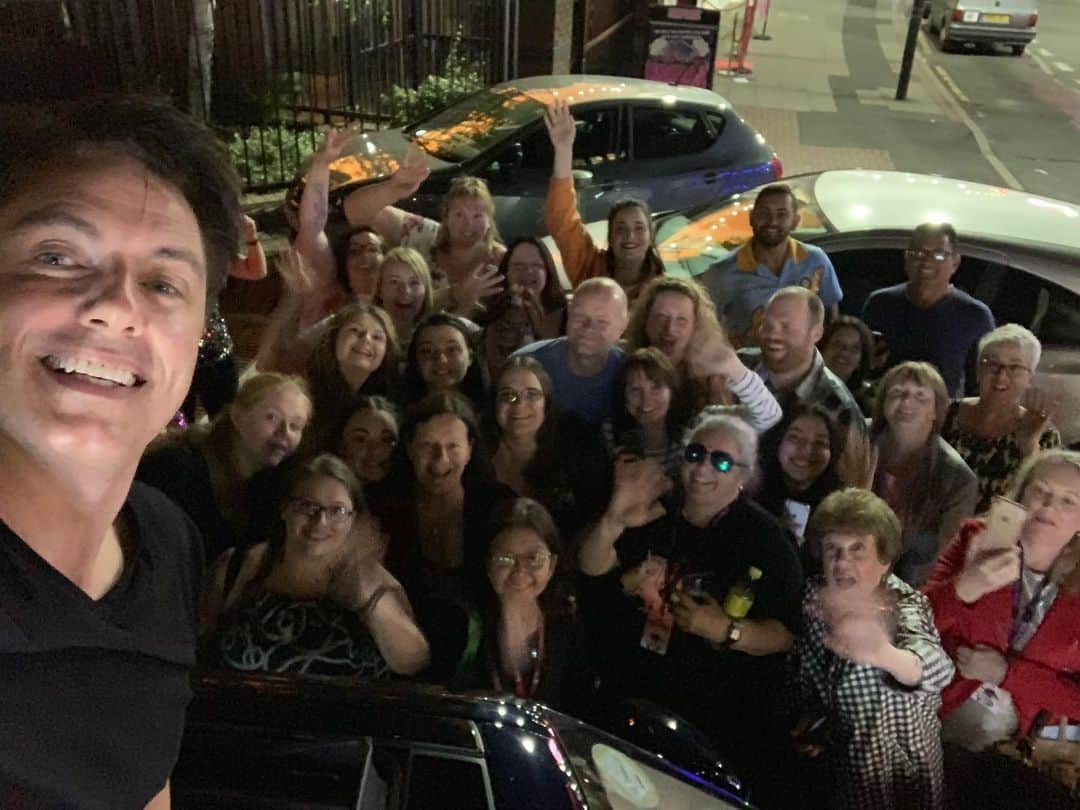 ジョン・バロウマンさんのインスタグラム写真 - (ジョン・バロウマンInstagram)「Thank you #Birmingham #brum for an amazing night tonight I love you #fabulous !!!!!! Jb」7月1日 8時25分 - johnscotbarrowman