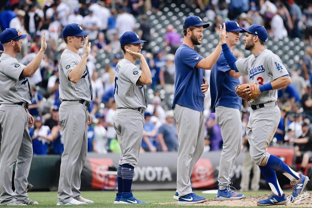 Los Angeles Dodgersさんのインスタグラム写真 - (Los Angeles DodgersInstagram)「Picked up the win. Now, let’s go home!」7月1日 8時40分 - dodgers