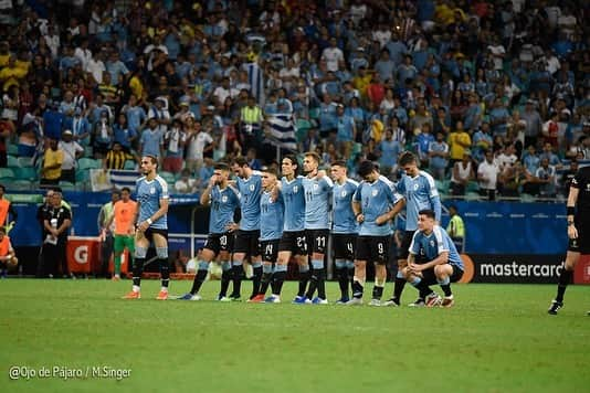 ルーカス・トレイラさんのインスタグラム写真 - (ルーカス・トレイラInstagram)「Gracias por el cariño de siempre pueblo URUGUAYO 🇺🇾 seguiremos intentándolo 💪🏻❤️ COPA AMERICA BRASIL 2019 #LT14 #URUGUAY」7月1日 9時42分 - ltorreira34