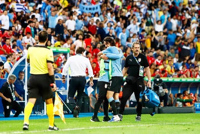 ルーカス・トレイラさんのインスタグラム写真 - (ルーカス・トレイラInstagram)「Gracias por el cariño de siempre pueblo URUGUAYO 🇺🇾 seguiremos intentándolo 💪🏻❤️ COPA AMERICA BRASIL 2019 #LT14 #URUGUAY」7月1日 9時42分 - ltorreira34