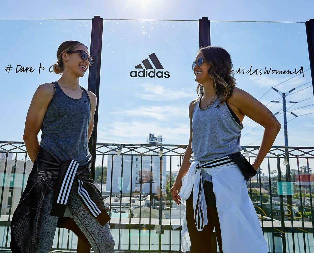 ベヴァリー・ゴーベル・ヤネズさんのインスタグラム写真 - (ベヴァリー・ゴーベル・ヤネズInstagram)「Yesterday’s World Cup watch party was🔥 - Inspiring to see so many women come together to support the women’s game and share the afternoon together 💗 - Thank you #adidaswomenLA @adidasla @happyluckypdx -  #adidasWomenLA is equal parts event series and community, bringing together a diverse group of women for a variety of fitness, and wellness-focused events throughout Los Angeles. - #daretocreate #fifawwc #createdwithAdidas  @happyluckypdx @adidasla」7月1日 10時41分 - bevyanez