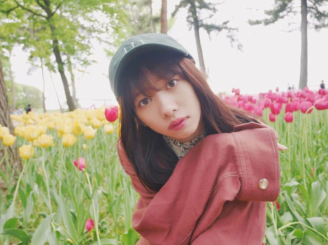 真山りかさんのインスタグラム写真 - (真山りかInstagram)「.﻿﻿ ﻿﻿ 🌷﻿﻿ ﻿﻿ ﻿﻿ #月曜おつかれ﻿﻿ ﻿﻿ #まやまにあ﻿﻿ ﻿﻿ .」7月1日 21時22分 - ma_yama_official