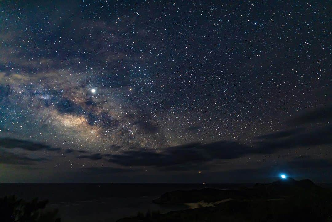 Syuuichi Yamadaさんのインスタグラム写真 - (Syuuichi YamadaInstagram)「5月梅雨の晴れ間の 天の川🌌 明後日からは宮古島🏝✨ 今年も宮古で満天の星空 見れますようーに🙏🏾」7月1日 21時17分 - yama_ok5