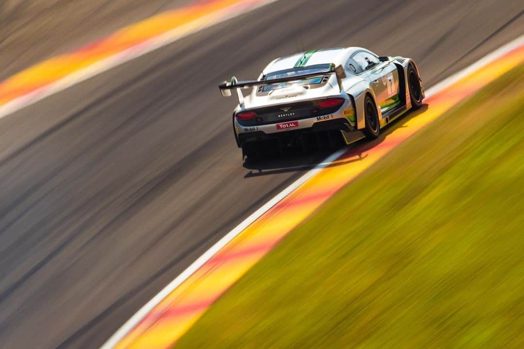 ルーカス・オルドネスさんのインスタグラム写真 - (ルーカス・オルドネスInstagram)「Can’t wait to this car in this corner! @total24hoursofspa Official Test tomorrow. @bentleyracingofficial #BringTheThunder  Con muchas ganas de este coche en esta curva! @total24hoursofspa Test oficial mañana. #110 @bentleyracingofficial #BringTheThunder」7月1日 21時41分 - lucasordonez