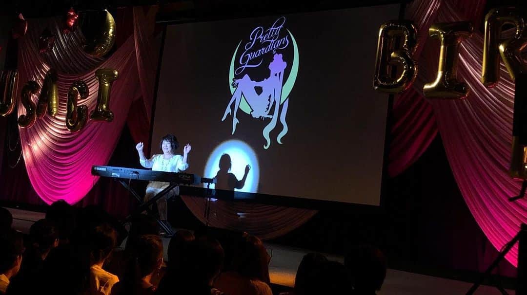 小坂明子さんのインスタグラム写真 - (小坂明子Instagram)「こんなに綺麗なステージだったのね〜。昨日のUSAGI BIRTHDAYで、ラソル演奏直後の小坂さん。ピアノの鍵盤しか見てなかった、、」7月1日 12時51分 - akikokosaka
