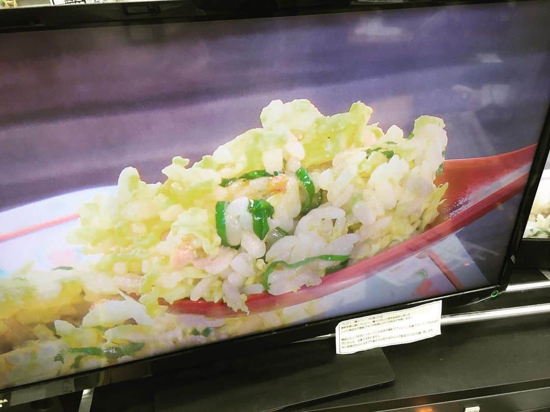 倉橋友和さんのインスタグラム写真 - (倉橋友和Instagram)「いよいよ今年も後半戦！梅雨のジメジメを吹き飛ばして元気にいきましょう！！ ということで今日の#メーテレ #アップ 特集は#餃子の王将 🥟これまでは男性客が多いイメージでしたが、近年は女性やファミリー層にも人気。内装をオシャレにした#愛知県 #日進市 にある店舗とは？ #メーテレアップ #アップは午後3時46分から #アップの特集は午後6時15分から #伊藤聡子 さん #アナウンサー #鈴木しおり #星恭博 #石神愛子 #倉橋友和 #伊豆蔵将太 #濱田隼 #気象予報士 #山田修作 #修作さん #冨永幸」7月1日 13時49分 - nbn_kurahashi