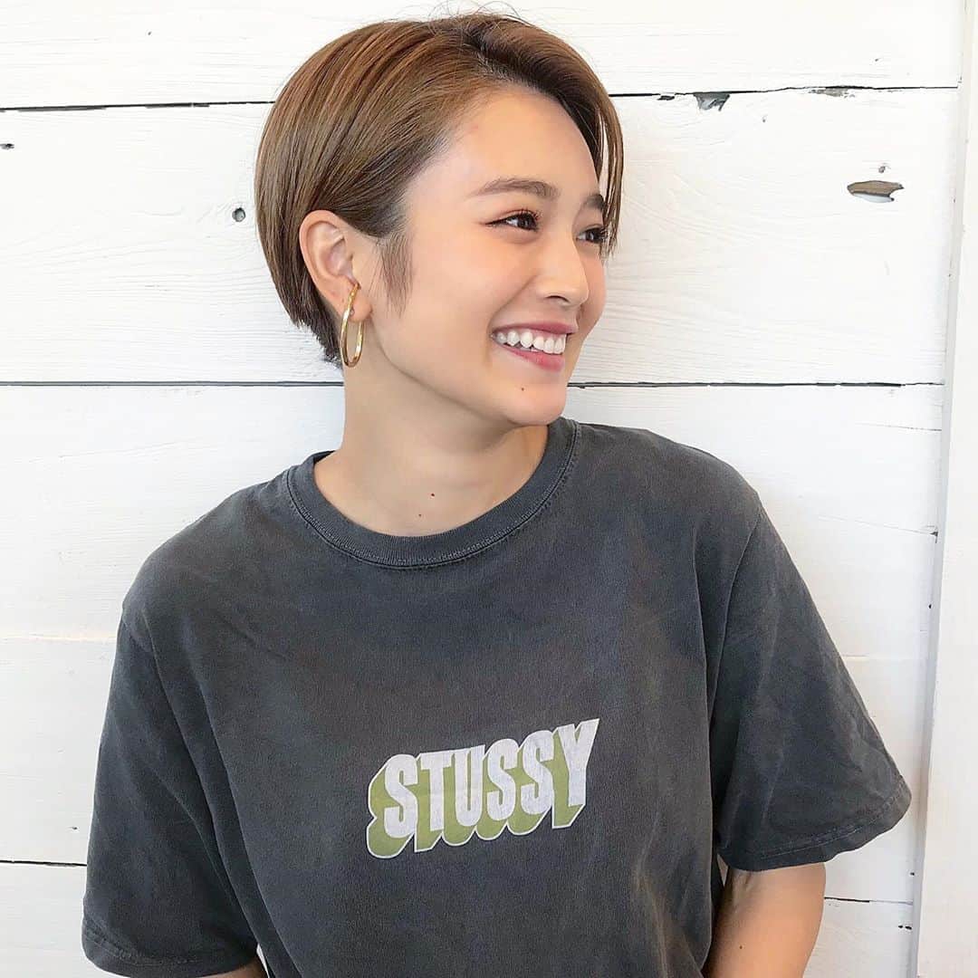 富久美玲のインスタグラム：「_ . 🆕 古着っぽいデザインが可愛いTシャツ✨ . @stussy  ▷Mサイズ .  #私服#身長152cm#mireistylecode#ootd#トップス#半袖#tシャツ#stussy」