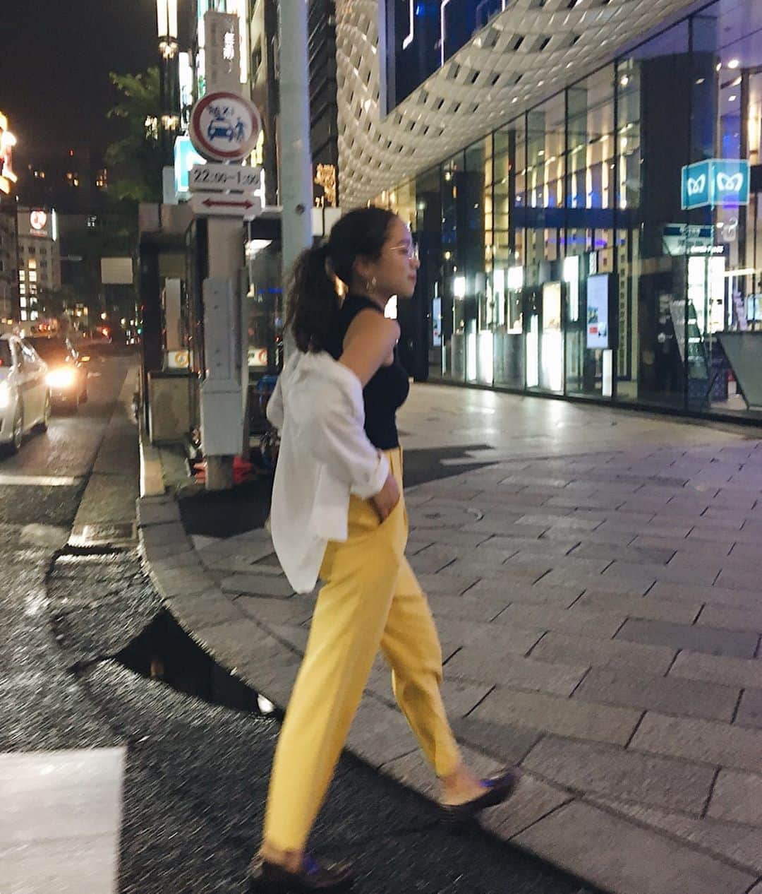 のインスタグラム：「昨日の #ootd 暗いけど許して💋✌️ . eyewear...#unitedarrows  tops...#riverland  shirts...#plast bottoms...#zara shoes...#zara . .」