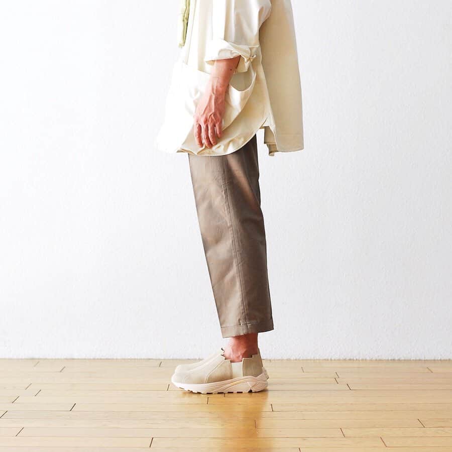 wonder_mountain_irieさんのインスタグラム写真 - (wonder_mountain_irieInstagram)「_ ［unisex］ itten. / イッテン “itten 16 Old Style Trousers” ￥27,000- _ 〈online store / @digital_mountain〉 http://www.digital-mountain.net/shopdetail/000000009644/ _ 【オンラインストア#DigitalMountain へのご注文】 *24時間受付 *15時までのご注文で即日発送 *1万円以上ご購入で送料無料 tel：084-973-8204 _ We can send your order overseas. Accepted payment method is by PayPal or credit card only. (AMEX is not accepted)  Ordering procedure details can be found here. >>http://www.digital-mountain.net/html/page56.html _ 本店：#WonderMountain  blog>> http://wm.digital-mountain.info/blog/20190509-1/ _ #itten. #イッテン shoes→ #henderscheme ￥41,040- _ 〒720-0044  広島県福山市笠岡町4-18 JR 「#福山駅」より徒歩10分 (12:00 - 19:00 水曜定休) #ワンダーマウンテン #japan #hiroshima #福山 #福山市 #尾道 #倉敷 #鞆の浦 近く _ 系列店：@hacbywondermountain _」7月1日 15時10分 - wonder_mountain_