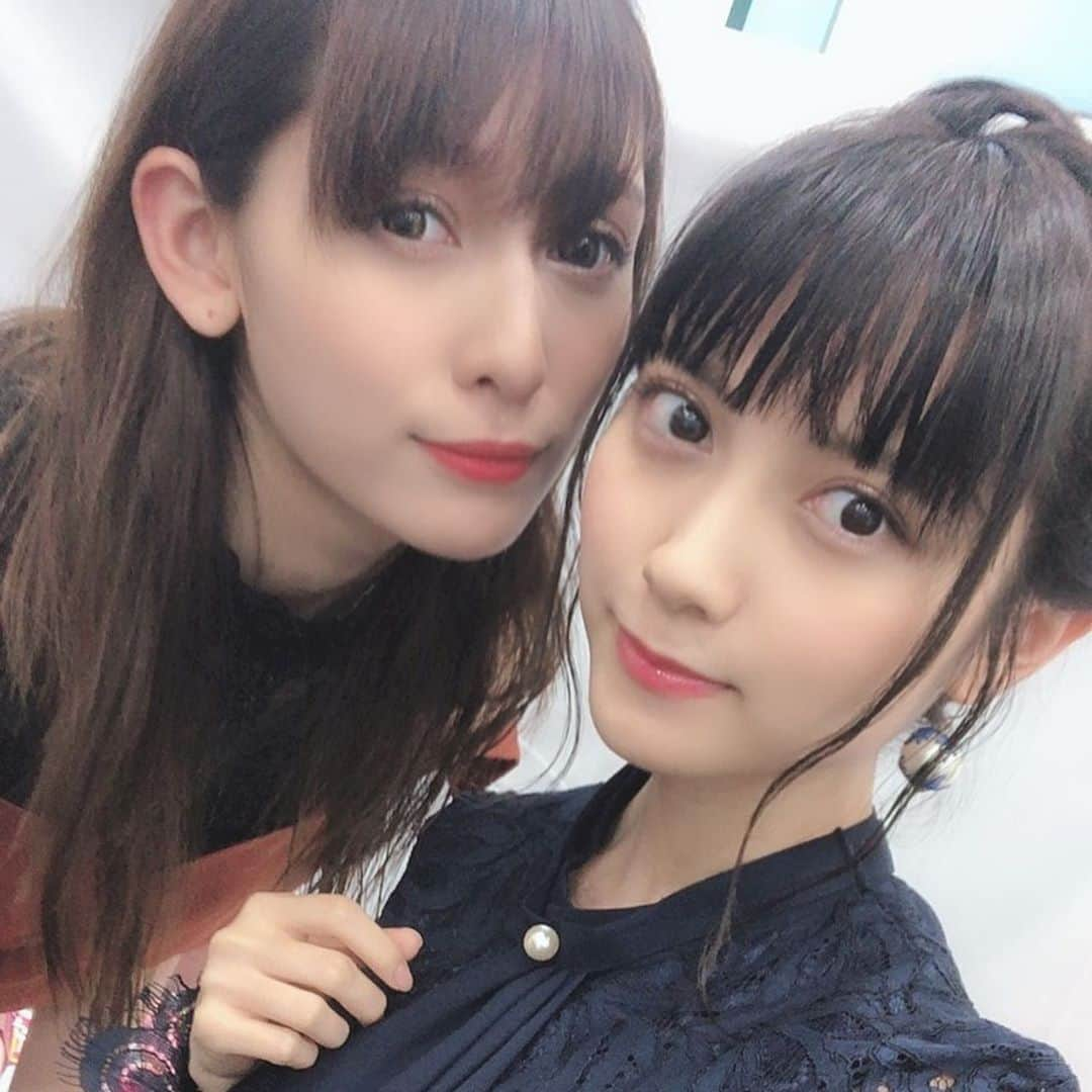 桃月なしこさんのインスタグラム写真 - (桃月なしこInstagram)「ゆめちゃんヤンマガ表紙＆とーみさんヤンジャン表紙おめでとう～！ イベントお手伝い組のあやちゃん、あんじぇもおつかれさま🤗  とうとうゆめちゃんのよさが世界に知れ渡ってしまったようだな………… #桃月なしこ #なしこたそ #林ゆめ #川崎あや #アンジェラ芽衣 #十味 #ヤングマガジン #ヤンマガ #ヤングジャンプ #ヤンジャン」7月1日 15時18分 - nashiko_cos