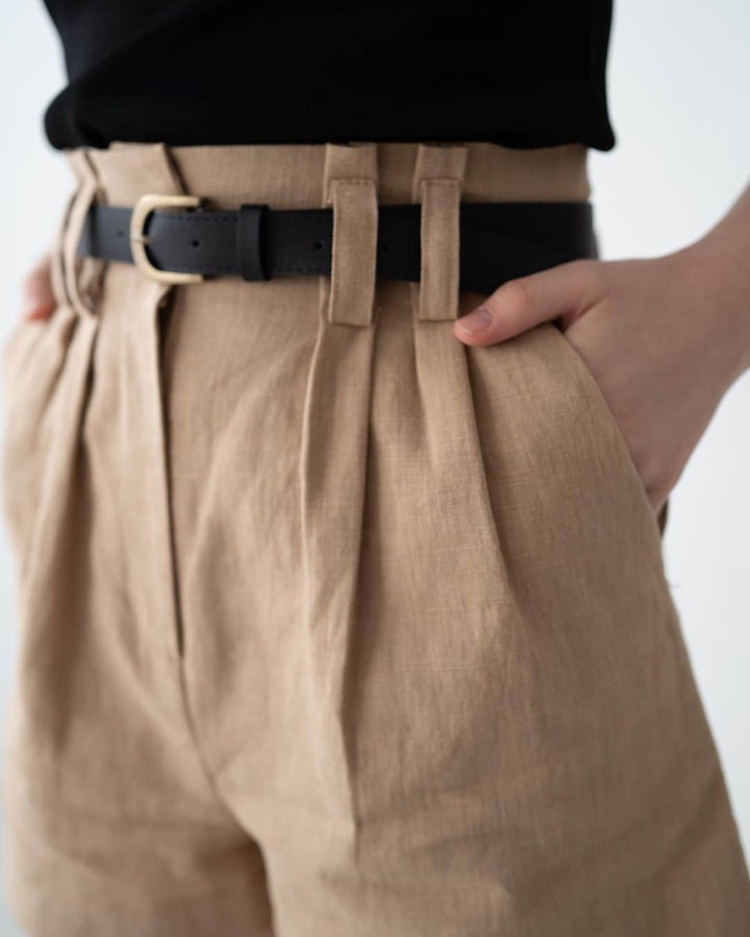 ACYMさんのインスタグラム写真 - (ACYMInstagram)「#7月発売 ✔︎High waist belt short pants (BEG,BLK) . . プロフィールTOPのURLより入荷リクエスト受付中✈︎ . . #ACYM #ootd #outfit #coordinate #instagood #instalike #2019SS #fashion #japan #tokyo #クリアバッグ」7月1日 15時28分 - acym_official