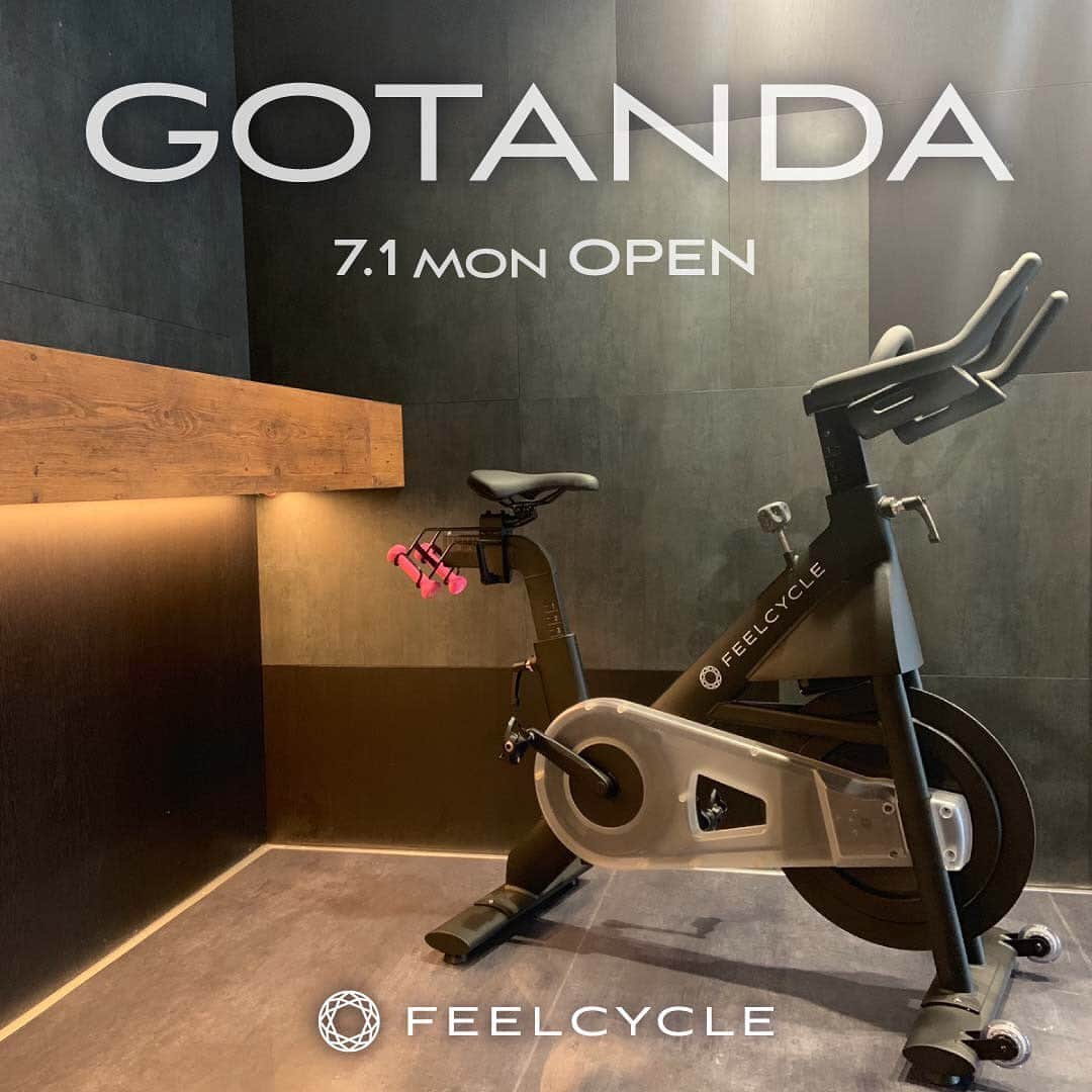 のインスタグラム：「. ◆New Studio Open Information◆ . 7/1(Mon) FEELCYCLE 五反田 OPEN!! 本日より五反田でレッスンがスタート。 . FEELCYCLEであなたは音楽とひとつになる。 .  LET YOUR LIFE BE MORE BRILLIANT. . ≪FEELCYCLE 五反田≫  東京都品川区東五反田2丁目2-3 五反田ハタビル 1,2F . ≪キャンペーン情報≫ 入会キャンペーンを実施中。 詳しくはWEBサイトをご覧ください。 . ≪APPAREL情報≫ GOTANDA限定Tシャツを数量限定で販売します。 . ■Lady's GTD OPEN Tシャツ ￥8,500(本体価格￥7,870)  SIZE:S,M  COL:PNK/GRN . ■Men's GTD OPEN Tシャツ ￥8,500(本体価格￥7,870)  SIZE:M,L  COL:PNK/GRN . #feelcycle #フィールサイクル #feel #cycle #mylife #morebrilliant #itsstyle #notfitness #暗闇 #バイクエクササイズ #フィットネス #ジム #45分で約800kcal消費 #滝汗 #ダイエット #デトックス #美肌 #ストレス解消 #リラックス #集中 #音楽とひとつになる #五反田 #hello #gotanda #feelcyclegtd」