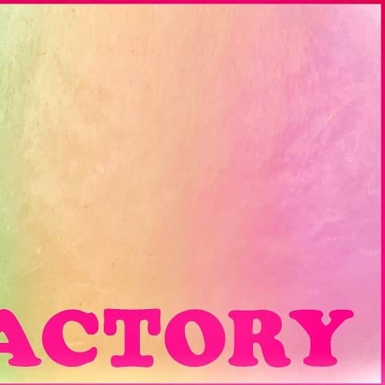 TOTTI CANDY FACTORYのインスタグラム：「Tag us for repost and more! @totticandyfactory  #cottoncandy  #rainbowcottoncandy  #instagood」