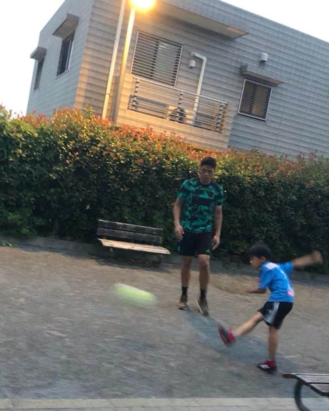 チョン・ソンリョンさんのインスタグラム写真 - (チョン・ソンリョンInstagram)「⚽️」7月1日 18時22分 - jung.sung.ryong