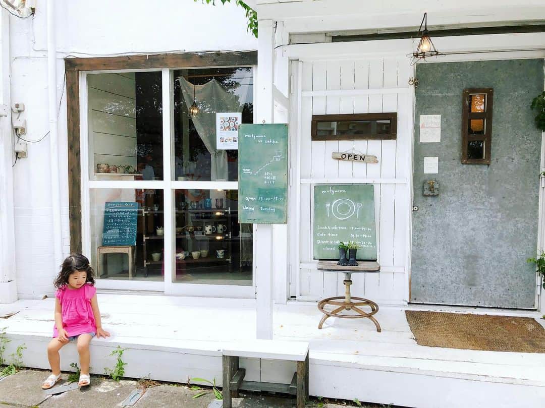 廣瀬規子のインスタグラム：「今日は、宜野湾へ。 * ご紹介したいお店が沢山なので、まずは2軒ご紹介です🤗 * https://bit.ly/2XdS4gn * #プロフィールから飛べます #宜野湾 #沖縄 #ginowan #okinawa #子連れ旅 #tripwith3 #オトナも子供も楽しむ旅 #trip #travelwithkids」