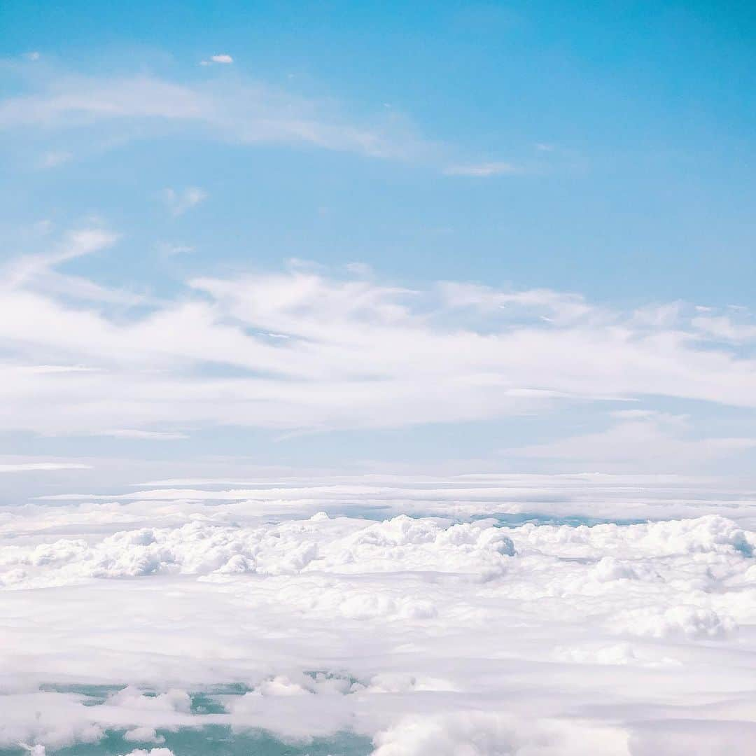 fuka_09さんのインスタグラム写真 - (fuka_09Instagram)「﻿ Into the sky﻿ ﻿ ✈︎ ✈︎ ✈︎﻿ ﻿ ﻿ #shotoniphone X﻿ ﻿ iPhone Lens #Tg_Tele﻿ Telephoto Lens 50mm﻿ ﻿ @tokyo_grapher #shoton_tg」7月1日 19時17分 - fuka_09