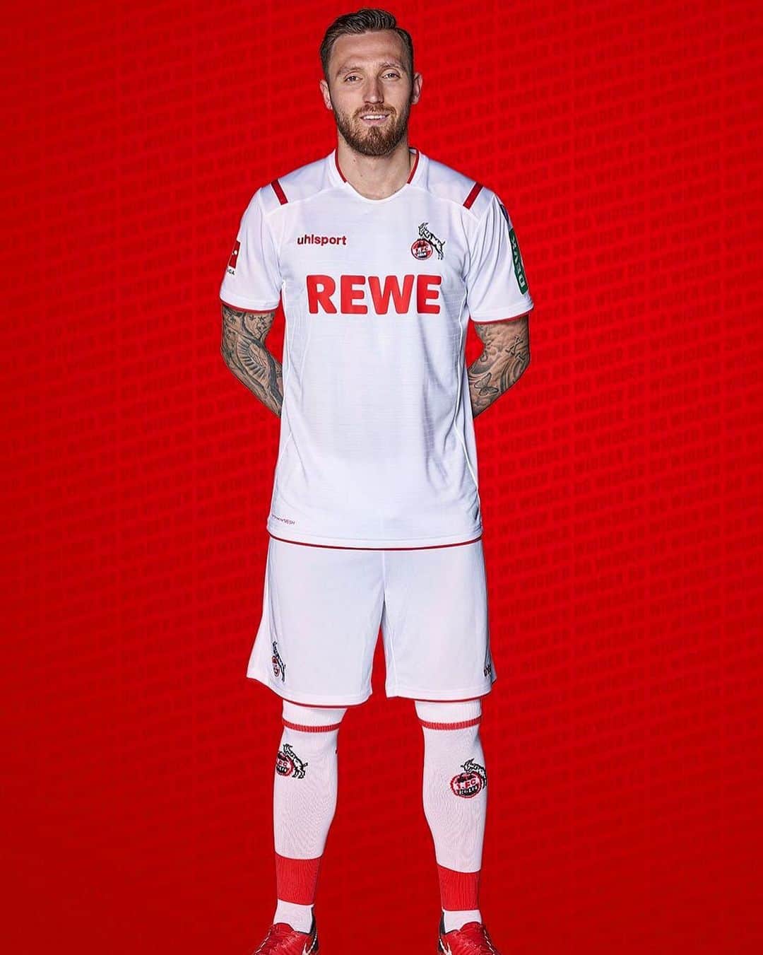マルコ・ヘーガーのインスタグラム：「Was haltet ihr von den neuen Trikots? @uhlsport.de @fckoeln @nike 👍 oder 👎🏻? #new #jersey #trikot #effzeh #cologne #fc #köln #liebedeinestadt #mh6」