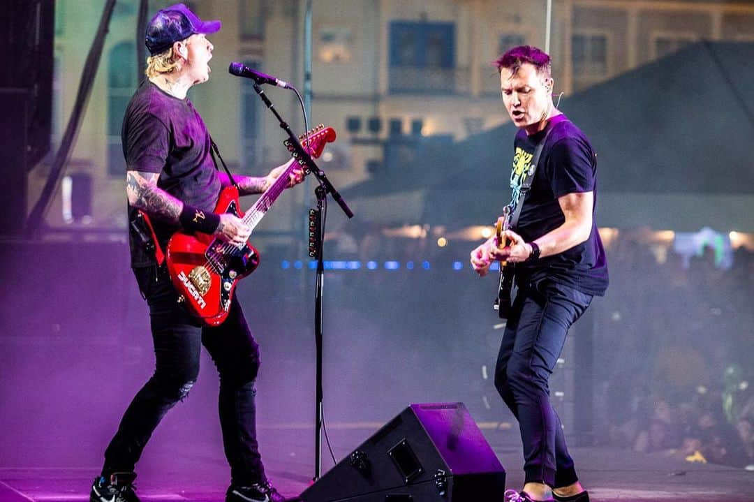 blink-182さんのインスタグラム写真 - (blink-182Instagram)「I couldn’t wait for the summer and the @vanswarpedtour.」7月2日 6時28分 - blink182