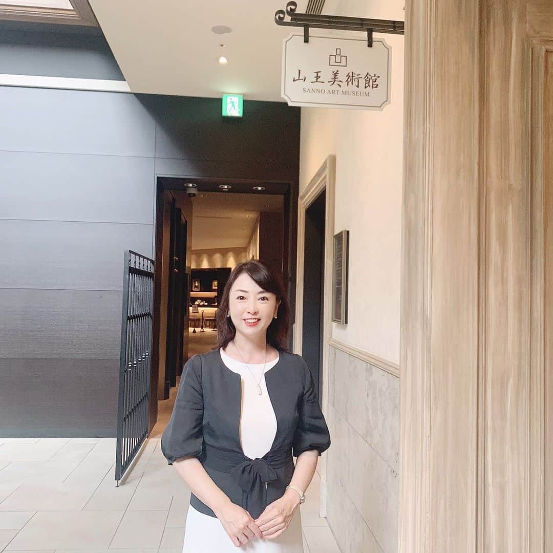 牛窪万里子さんのインスタグラム写真 - (牛窪万里子Instagram)「今日の大阪での講演。会場に早く着いてしまい、ホテル内に美術館があるのを知って、早速鑑賞。  ルノワールやモネなどの印象派の貴重な作品を鑑賞しました。  #大阪 #山王美術館  #印象派 #美術館 #美しいものが好き」7月1日 22時11分 - mariko_ushikubo